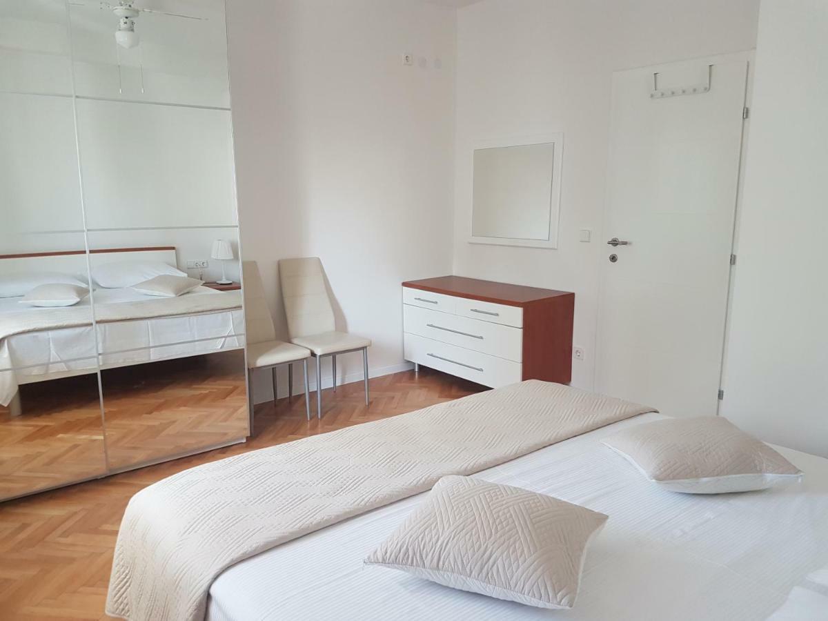 Sea View Apartment With A Huge Terrace Pisak Esterno foto