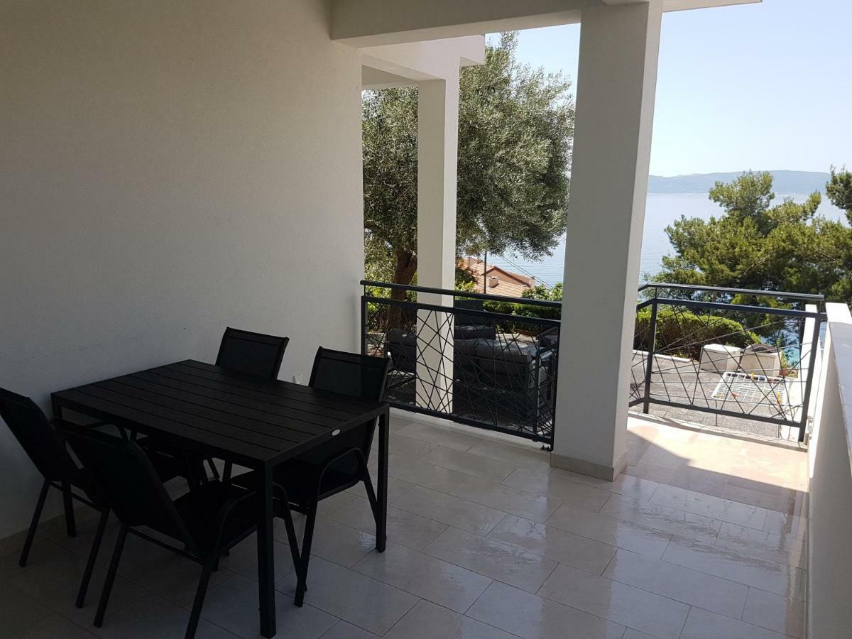 Sea View Apartment With A Huge Terrace Pisak Esterno foto